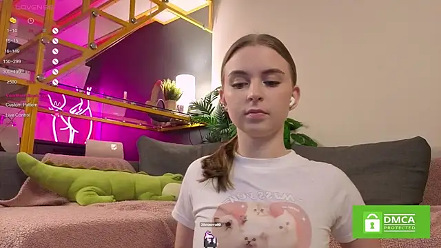 FlexiPixie online show from November 2025 05:55:01 AM