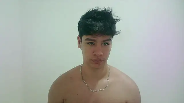 Snapshot of zeus_181 chatting on June 2026 01:54:01 AM zeus 181 online show from June 2026 01:54:01 AM