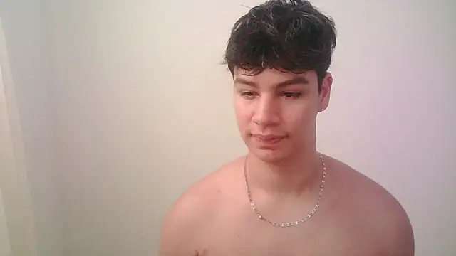 Snapshot of zeus_181 chatting on June 2026 07:35:01 PM zeus 181 online show from June 2026 07:35:01 PM