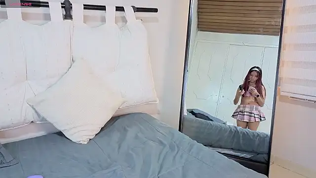 ashly jones  online show from March 2026 04:05:02 AM