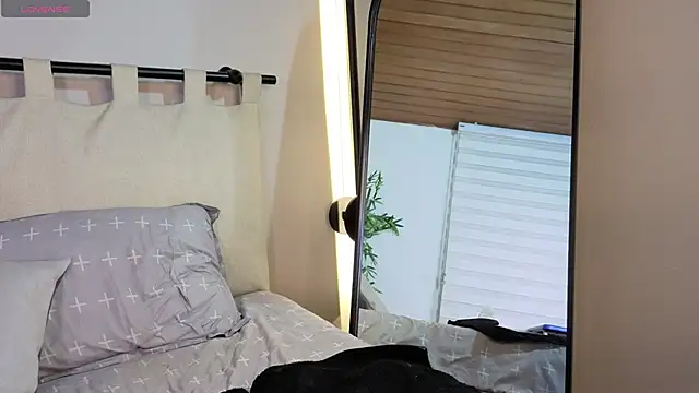 ashly jones  online show from April 2026 04:31:02 AM