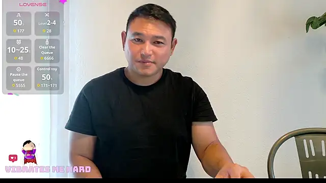 Snapshot of AsianBoy_WhiteDaddy chatting on September 2025 06:30:01 AM AsianBoy WhiteDaddy online show from September 2025 06:30:01 AM