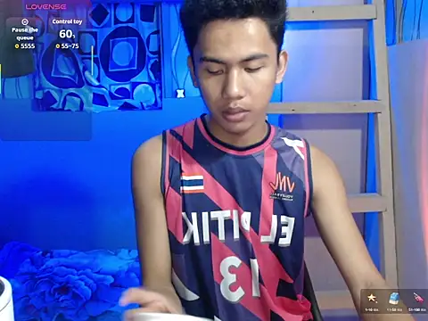 Snapshot of Demure_Asian143 chatting on November 2025 08:01:02 PM Demure Asian143 online show from November 2025 08:01:02 PM