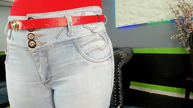 SailonTeen online show from October 2025 05:11:01 PM