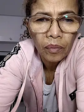 Merybeks online show from December 2025 10:43:02 AM