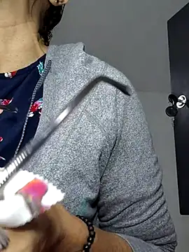 Merybeks online show from November 2025 10:41:01 AM