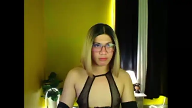 Lowel Smith online show from October 2025 02:28:02 PM