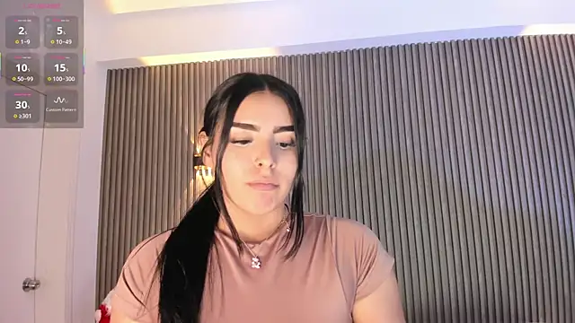 Snapshot of LovelyEyesx chatting on December 2025 08:04:02 PM LovelyEyesx online show from December 2025 08:04:02 PM