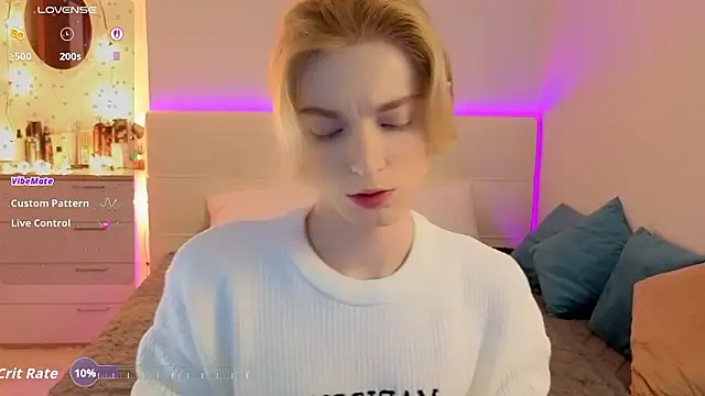 fiachand online show from March 2026 06:02:01 PM