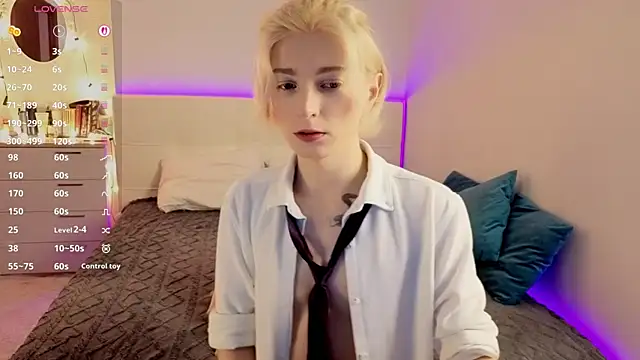 fiachand online show from May 2026 02:22:01 PM