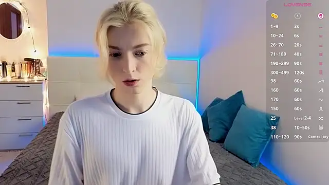fiachand online show from April 2026 01:51:02 PM