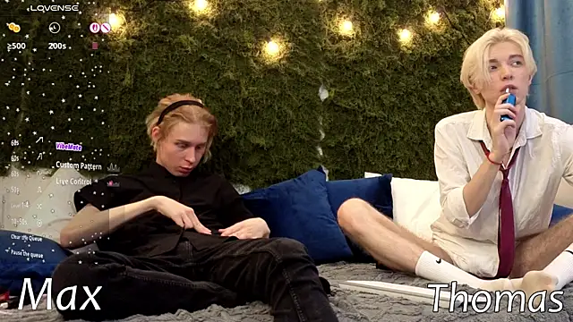 fiachand online show from November 2025 03:12:02 PM