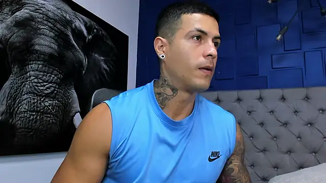 andres-clark92 online show from May 2026 04:13:01 PM