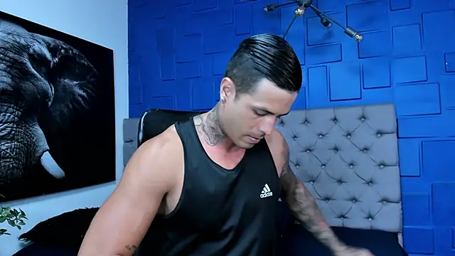 andres-clark92 online show from April 2026 04:27:02 PM