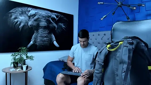 Snapshot of andres-clark92 chatting on February 2026 03:42:01 PM andres-clark92 online show from February 2026 03:42:01 PM