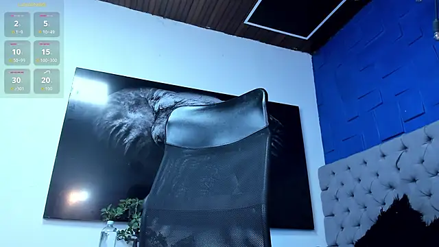 andres-clark92 online show from April 2026 04:00:02 PM