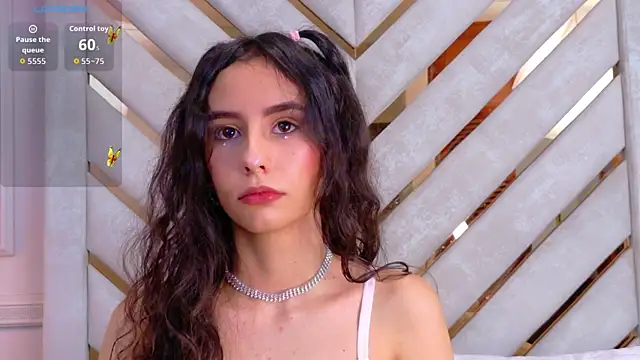 Sarah-Grace online show from September 2025 03:17:01 AM