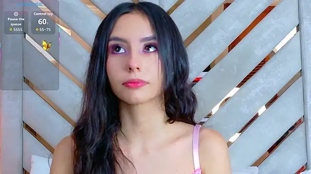 Sarah-Grace online show from December 2025 01:05:02 AM