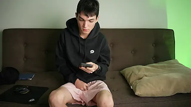 Snapshot of MattyandAiden chatting on February 2026 06:05:02 PM MattyandAiden online show from February 2026 06:05:02 PM