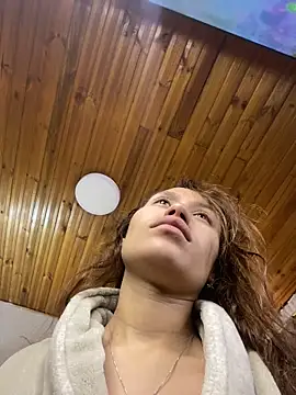 juliana-mancini online show from April 2026 10:21:01 AM