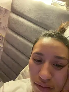 juliana-mancini online show from March 2026 12:32:01 AM