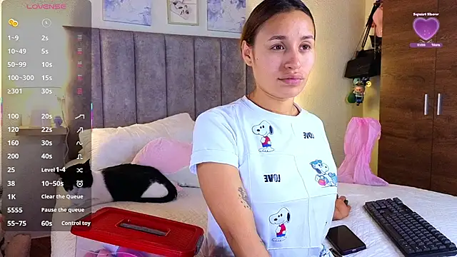 juliana-mancini online show from December 2025 06:43:02 PM