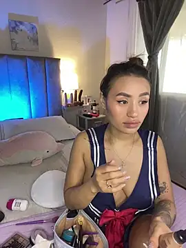 juliana-mancini online show from March 2026 02:11:03 PM