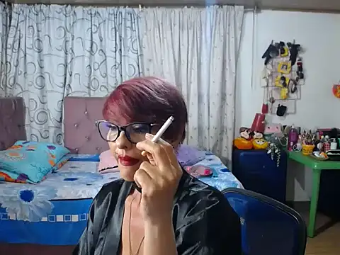 isabella-lips007 online show from May 2026 12:05:02 AM