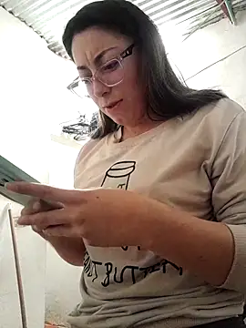 Miranda sexlove  online show from December 2025 05:58:02 PM