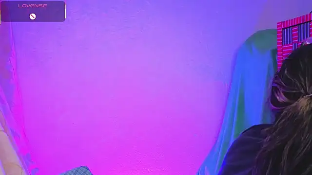 Miranda sexlove  online show from February 2026 06:02:02 AM