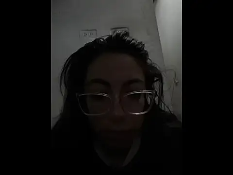 Snapshot of Miranda_sexlove_ chatting on April 2026 12:54:01 PM Miranda sexlove online show from April 2026 12:54:01 PM