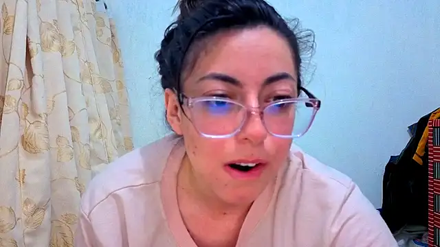 Miranda sexlove  online show from November 2025 05:24:01 PM