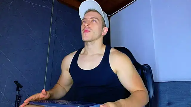 ALANNFERRER online show from February 2026 10:14:02 AM