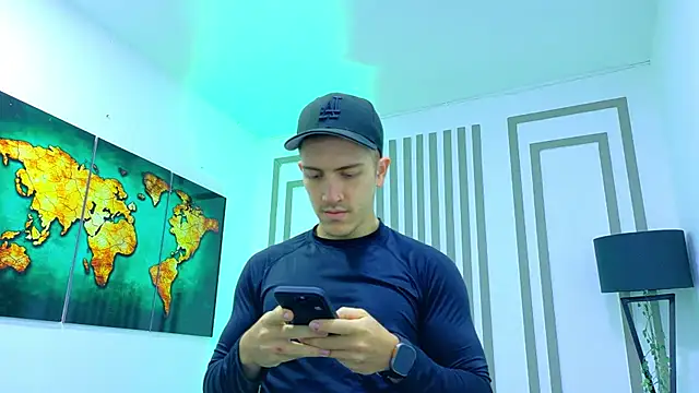 ALANNFERRER online show from October 2025 10:01:02 AM