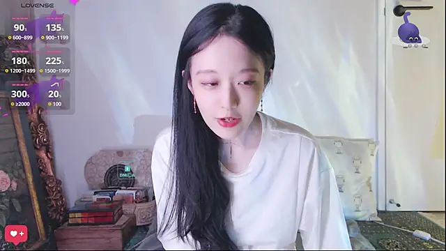 Etherealcat33 online show from September 2025 12:41:01 PM