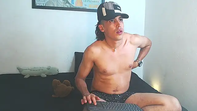 Robisson zack online show from November 2025 02:48:01 AM