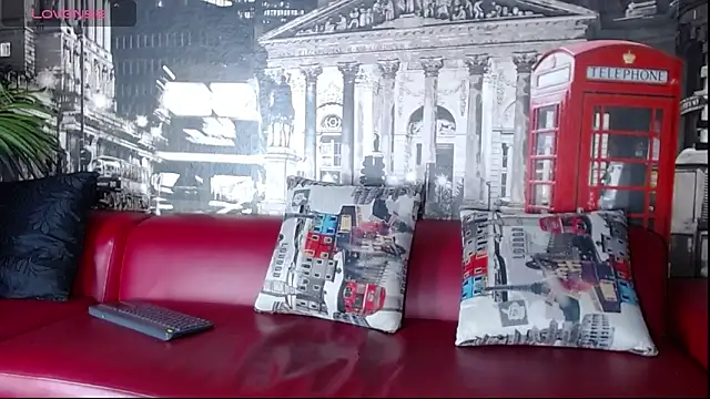 Matteo12  online show from October 2025 04:24:02 AM