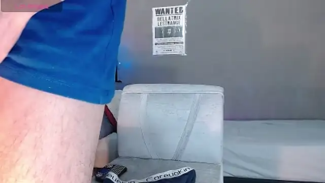 Matteo12  online show from December 2025 05:51:01 AM