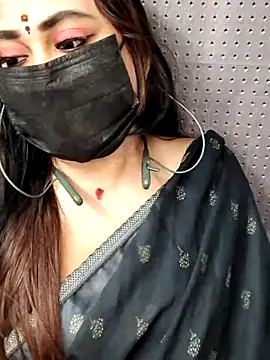 Snapshot of Cutie_nila26 chatting on October 2025 05:37:02 AM Cutie nila26 online show from October 2025 05:37:02 AM