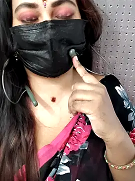 Snapshot of Cutie_nila26 chatting on September 2025 05:29:01 AM Cutie nila26 online show from September 2025 05:29:01 AM