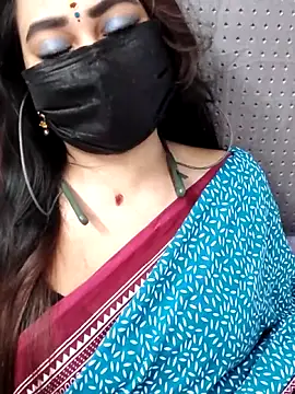 Snapshot of Cutie_nila26 chatting on October 2025 06:03:02 AM Cutie nila26 online show from October 2025 06:03:02 AM