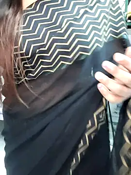 Snapshot of Cutie_nila26 chatting on November 2025 06:28:02 AM Cutie nila26 online show from November 2025 06:28:02 AM