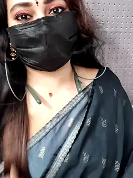 Snapshot of Cutie_nila26 chatting on September 2025 05:58:01 AM Cutie nila26 online show from September 2025 05:58:01 AM