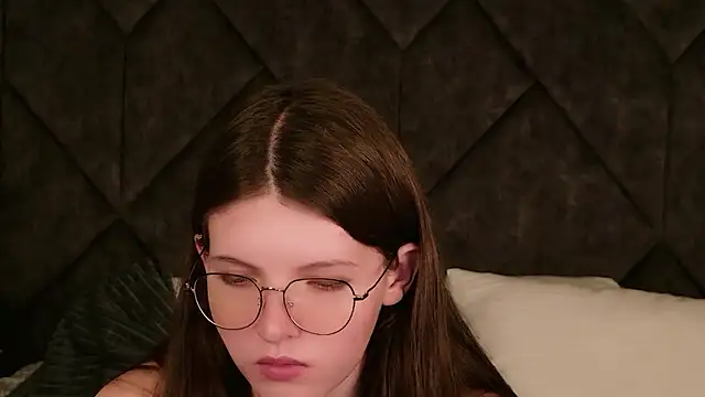 Gaby Essen online show from January 2026 08:38:02 PM