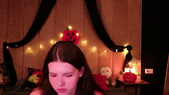 Snapshot of Gaby_Essen chatting on October 2025 08:30:01 PM Gaby Essen online show from October 2025 08:30:01 PM