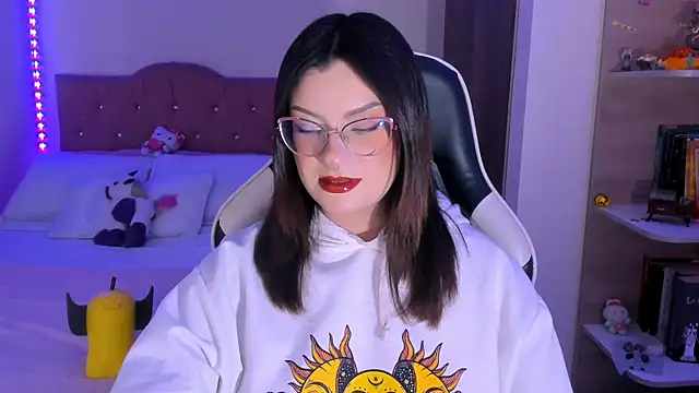 OphelianaRose33 online show from January 2026 09:52:01 PM