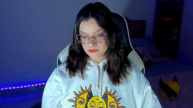 OphelianaRose33 online show from April 2026 10:48:02 PM