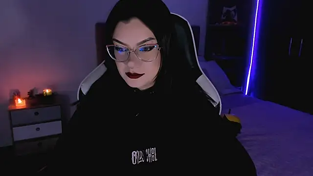 OphelianaRose33 online show from September 2025 10:27:02 PM