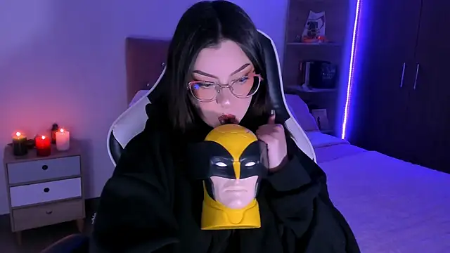 OphelianaRose33 online show from November 2025 11:05:01 PM