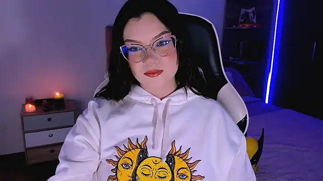 OphelianaRose33 online show from September 2025 08:58:01 PM